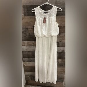 NWT Jubilee | Lace Detail Dress